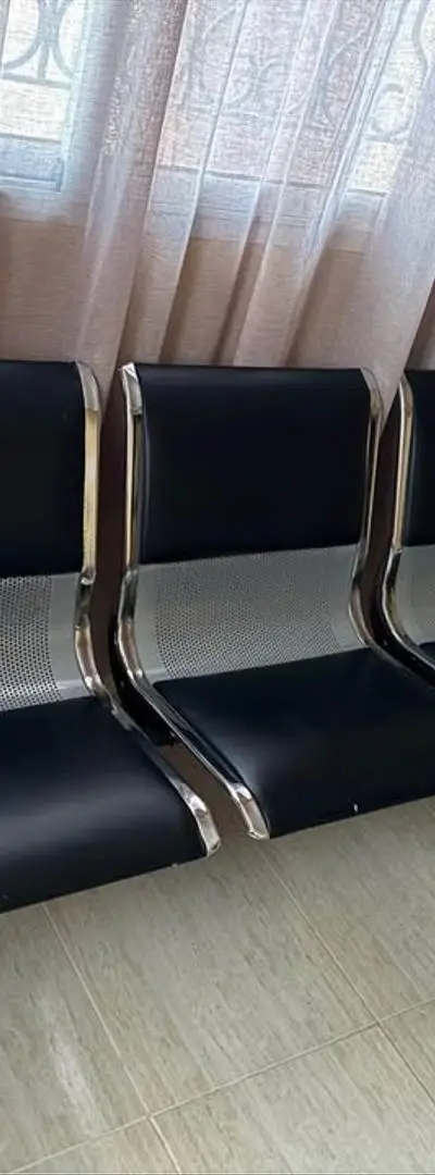 Banquette professionnelle avec accoudoirs