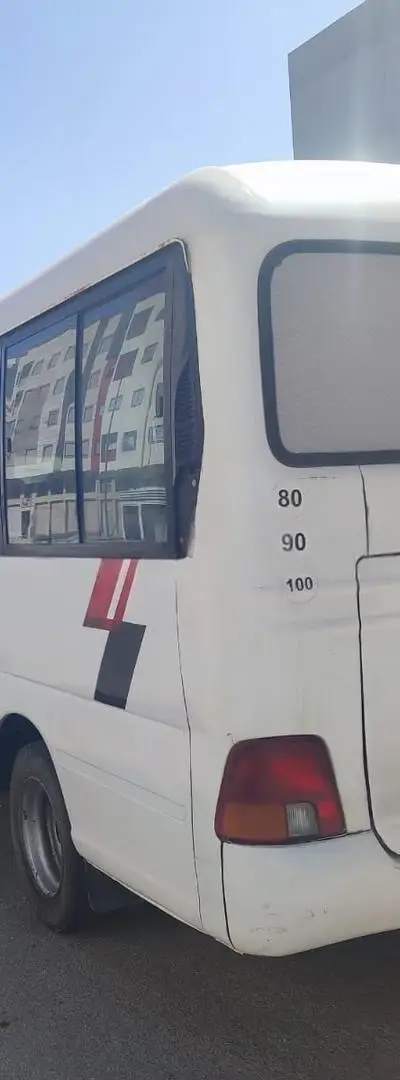 Minibus Hyundai, modèle 2008