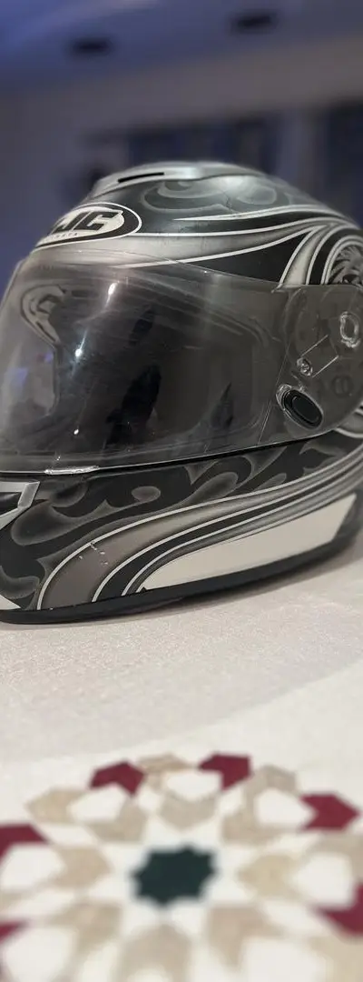 Casque moto HJC taille S