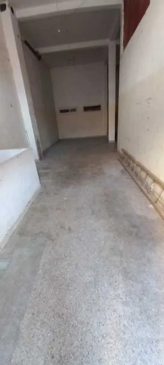 Entrepôt à louer à hamza 210 m²
