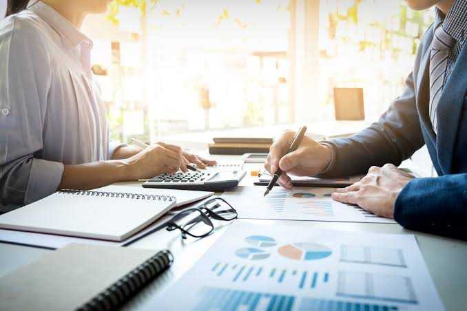 Directeur Administratif et Financier