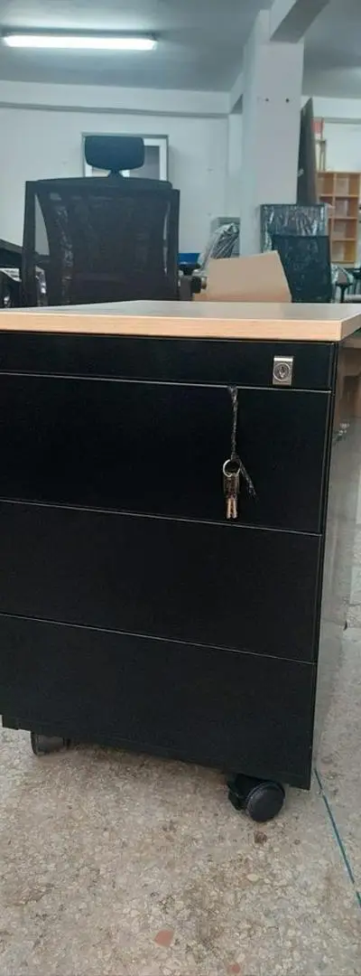 Caisson mobile pour administration