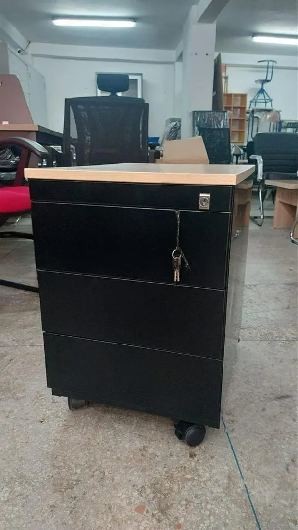 Caisson mobile pour administration