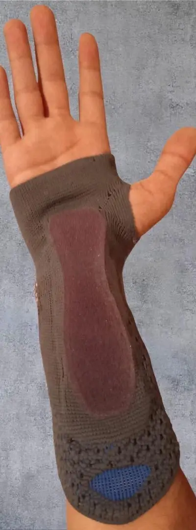 Orthèse médicale originale pour poignet et cheville, marque Thuasne