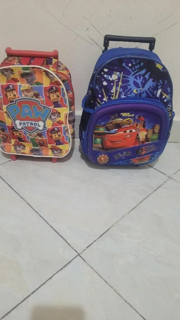 2 Cartables pour enfants