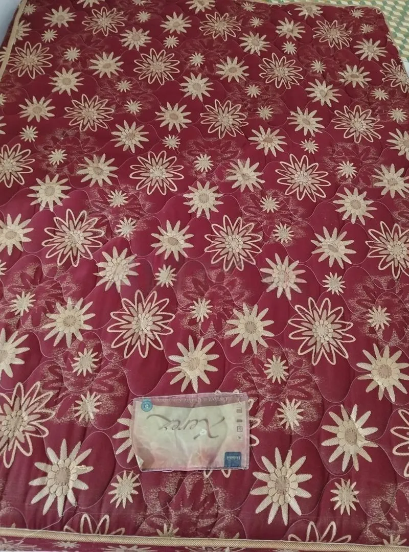 Un lit propre en très bon état