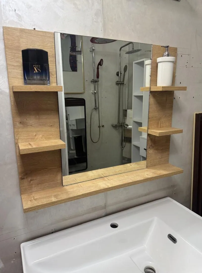 Meuble de salle de bain avec miroir