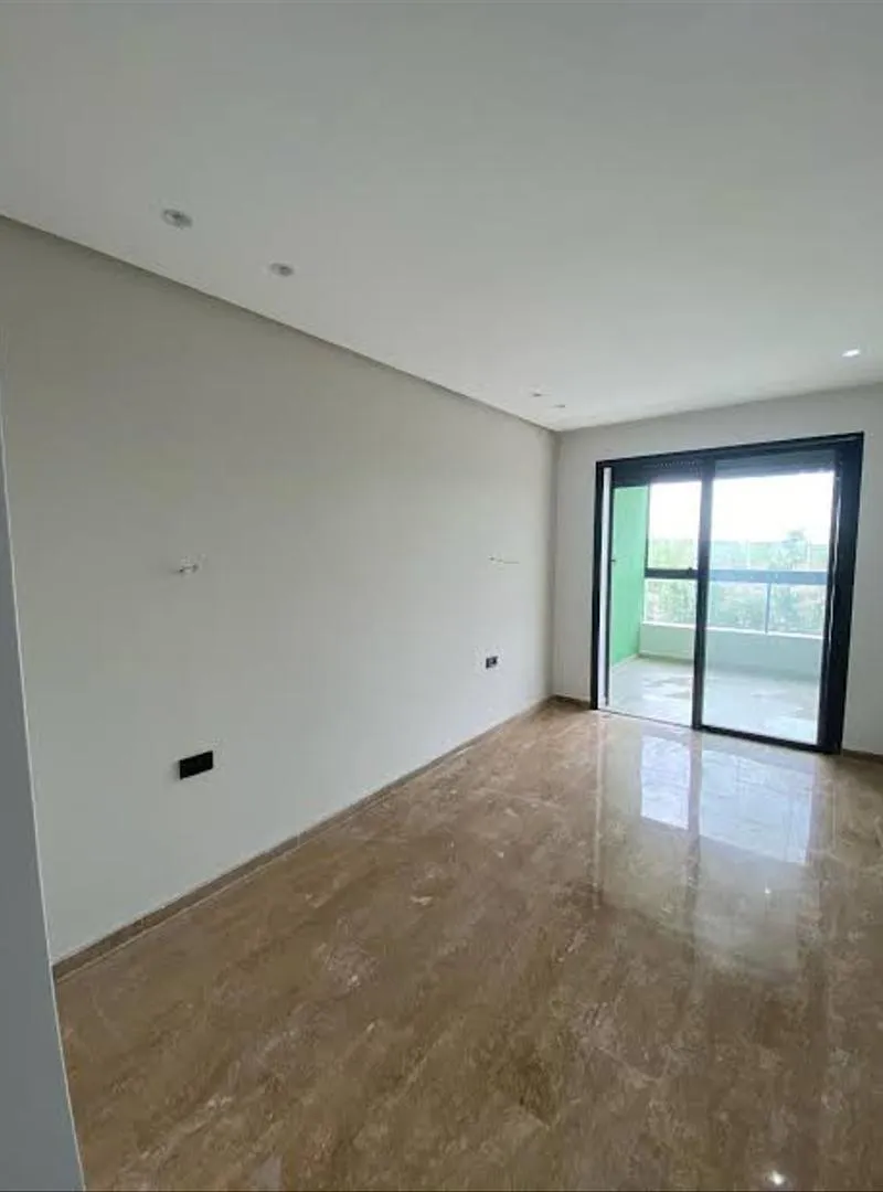 Travaux de construction, peinture, décoration