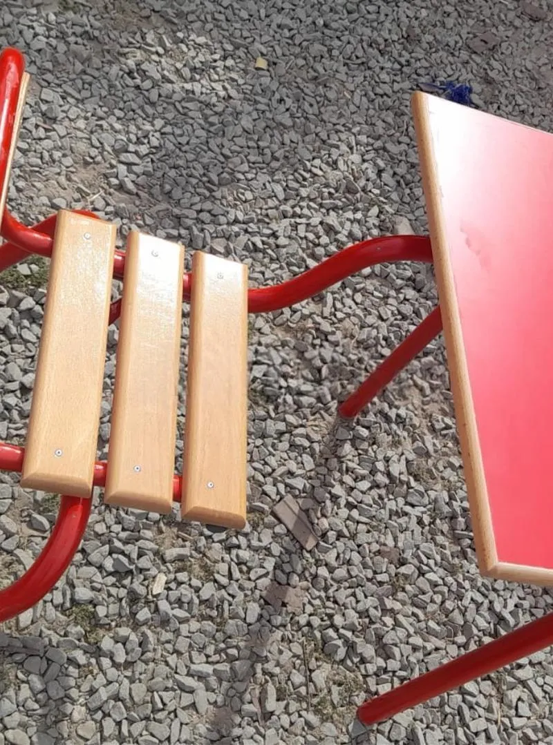 Table individuelle pour établissement scolaire