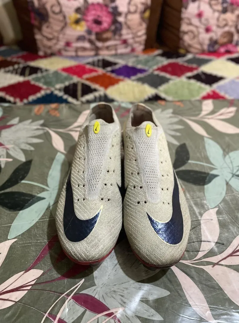 Nike Air Zoom Vapor 15