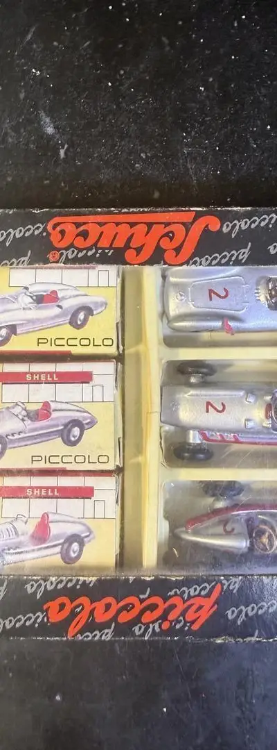 Voitures Mercedes pour petites mains