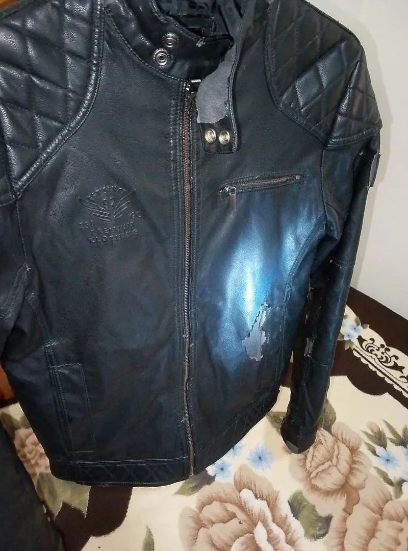 Vestes en cuir de marque sympa, quelques éraflures, prix raisonnable