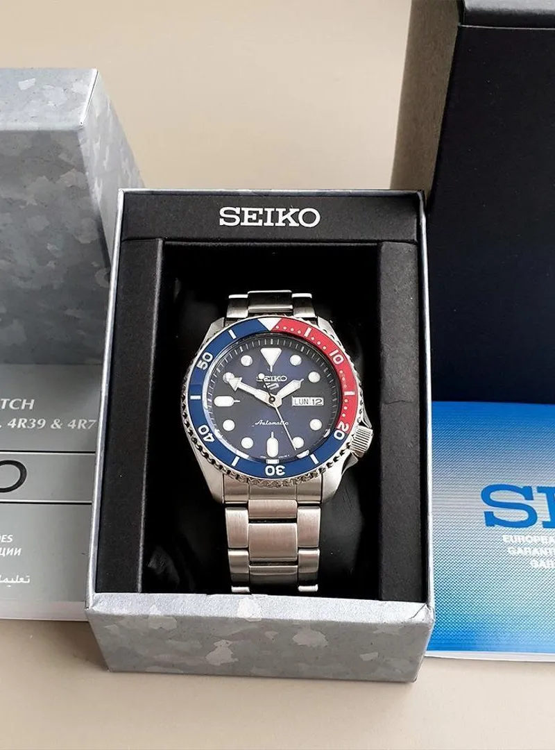 SEIKO 5 SPORTS PEPSI AUTOMATIC ORIGINAL NEW
