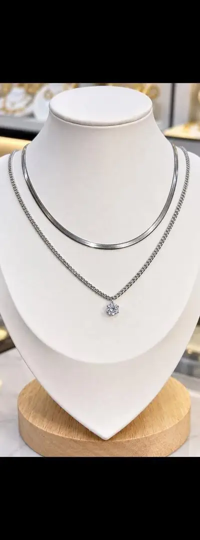 Collier de qualité AG
