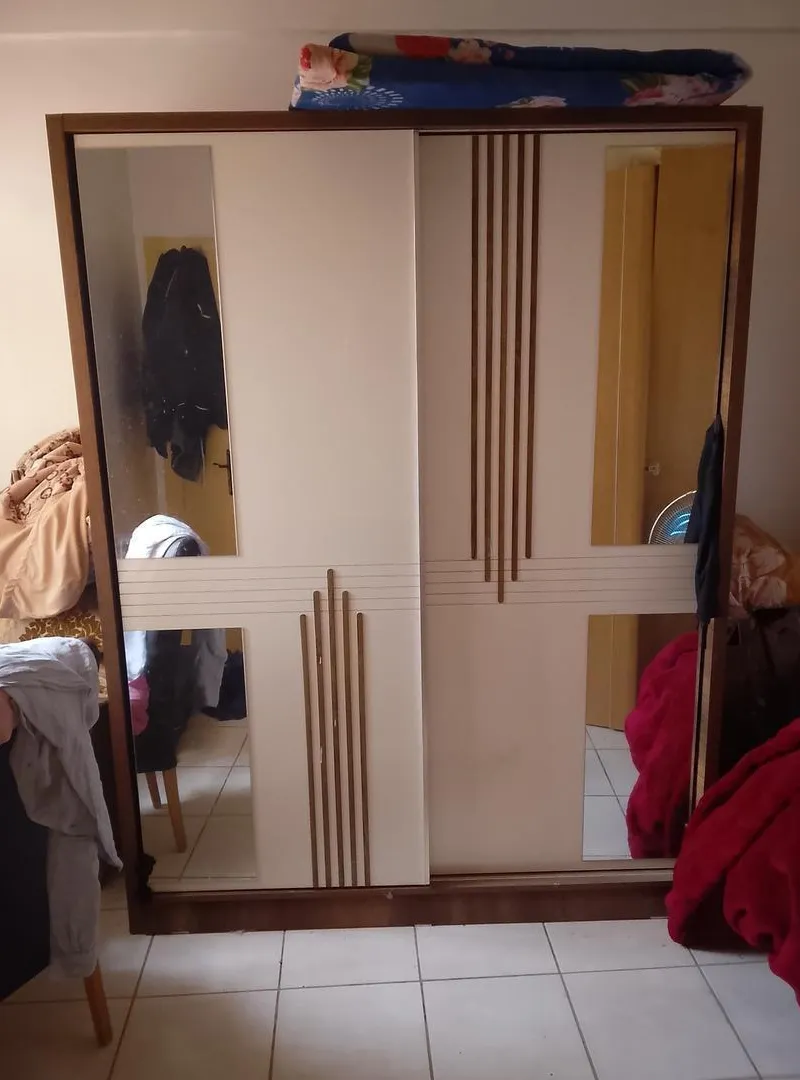 Je vends ce Mario neuf bien équipé