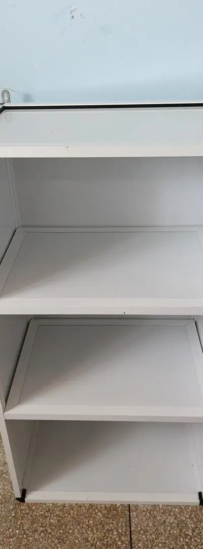 Armoire de rangement
