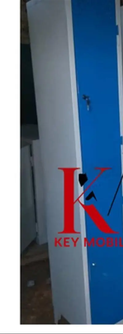 Casiers Métalliques Sur Mesure  خزانات y