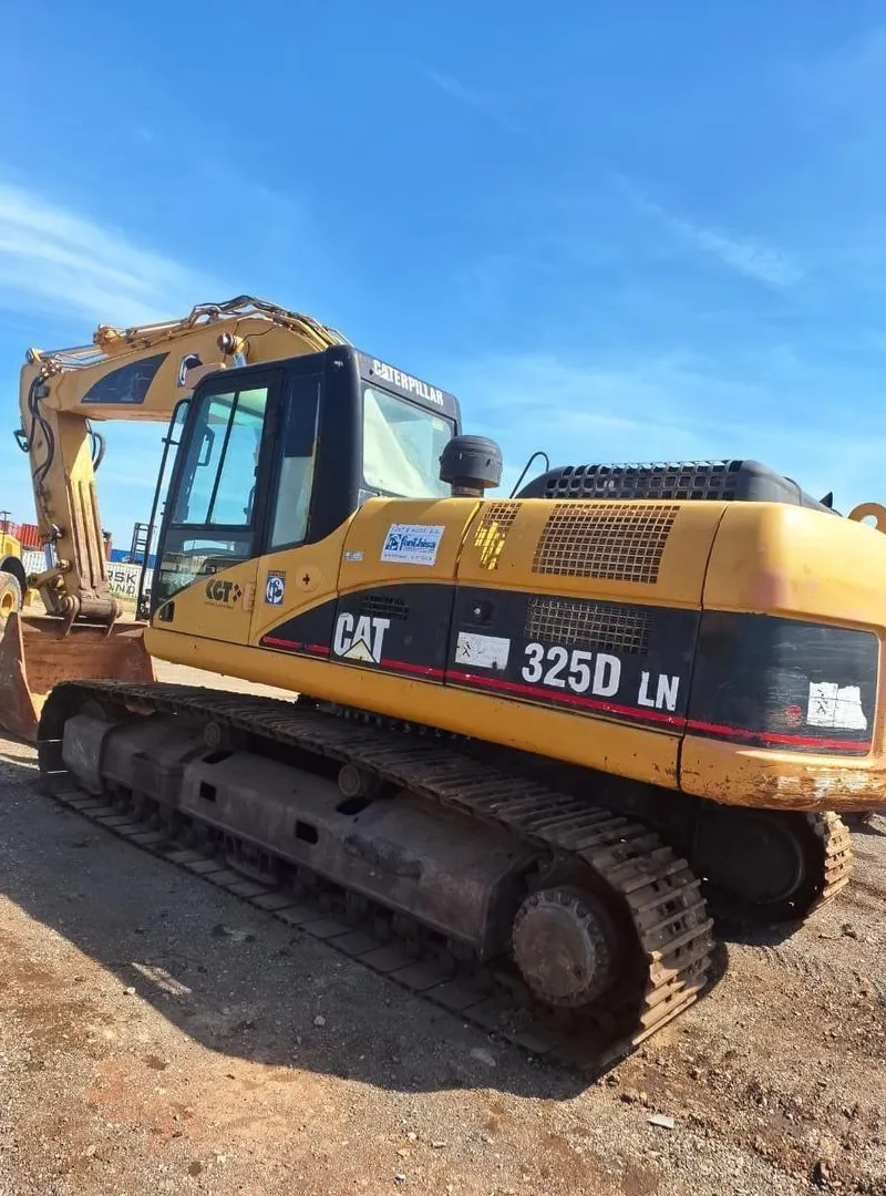 Caterpillar 325D importé