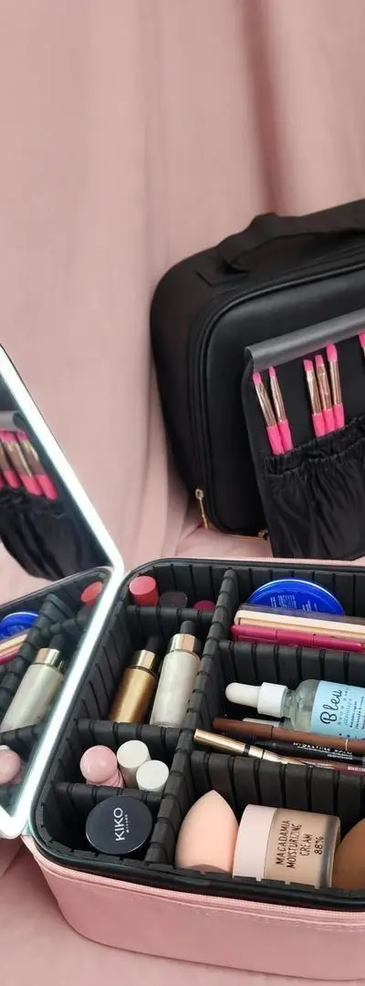 Trousse de maquillage organisatrice