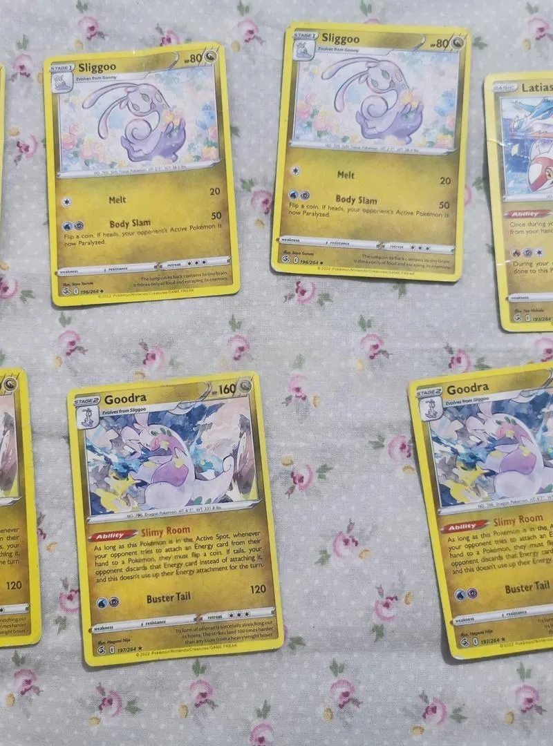 lot de 7 carte de pokemonavec 3