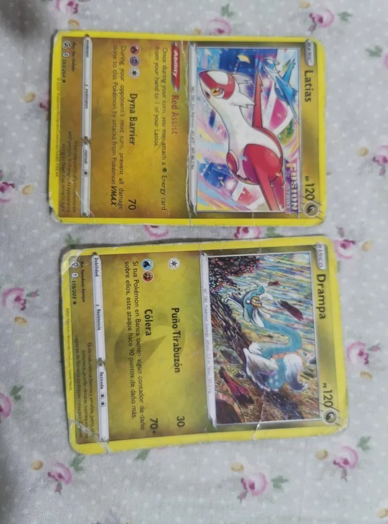 Deux cartes Pokémon