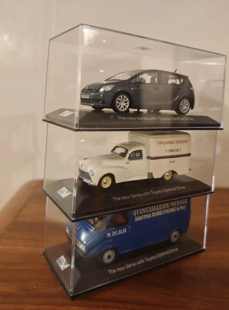 Miniature voiture 1/43