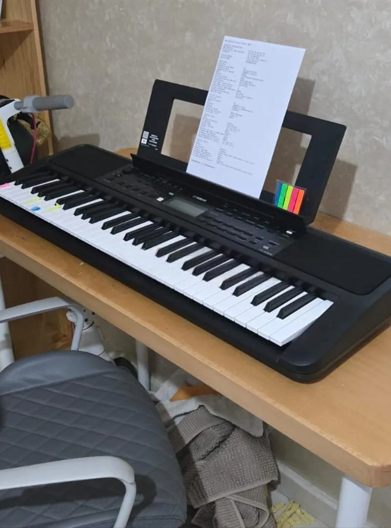 Synthé Clavier arrangeur YAMAHA PSR E383
