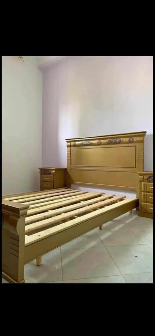 Chambres à coucher complètes (formes et couleurs disponibles)