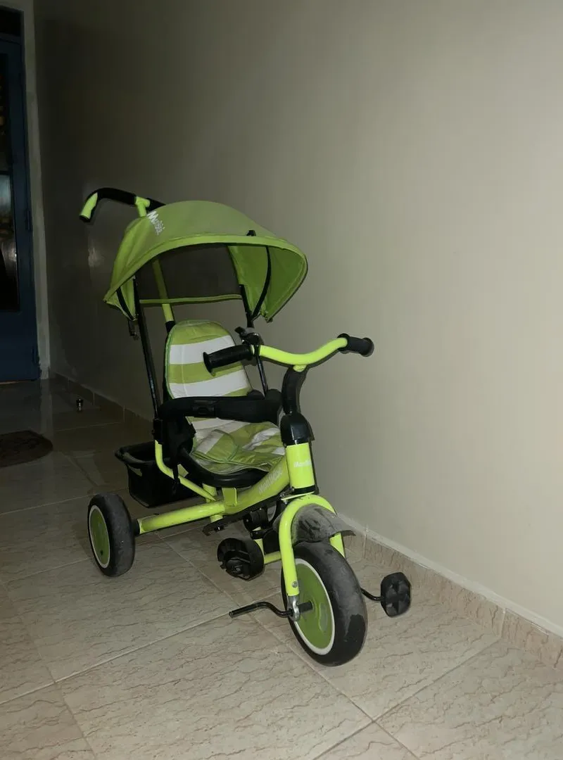 Poussette vélo très bonne occasion