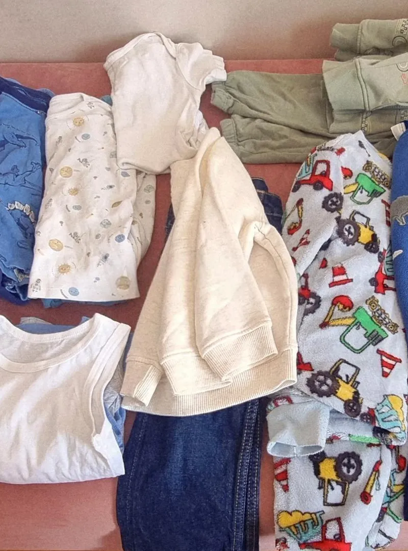 Vêtements d'occasion pour garçons