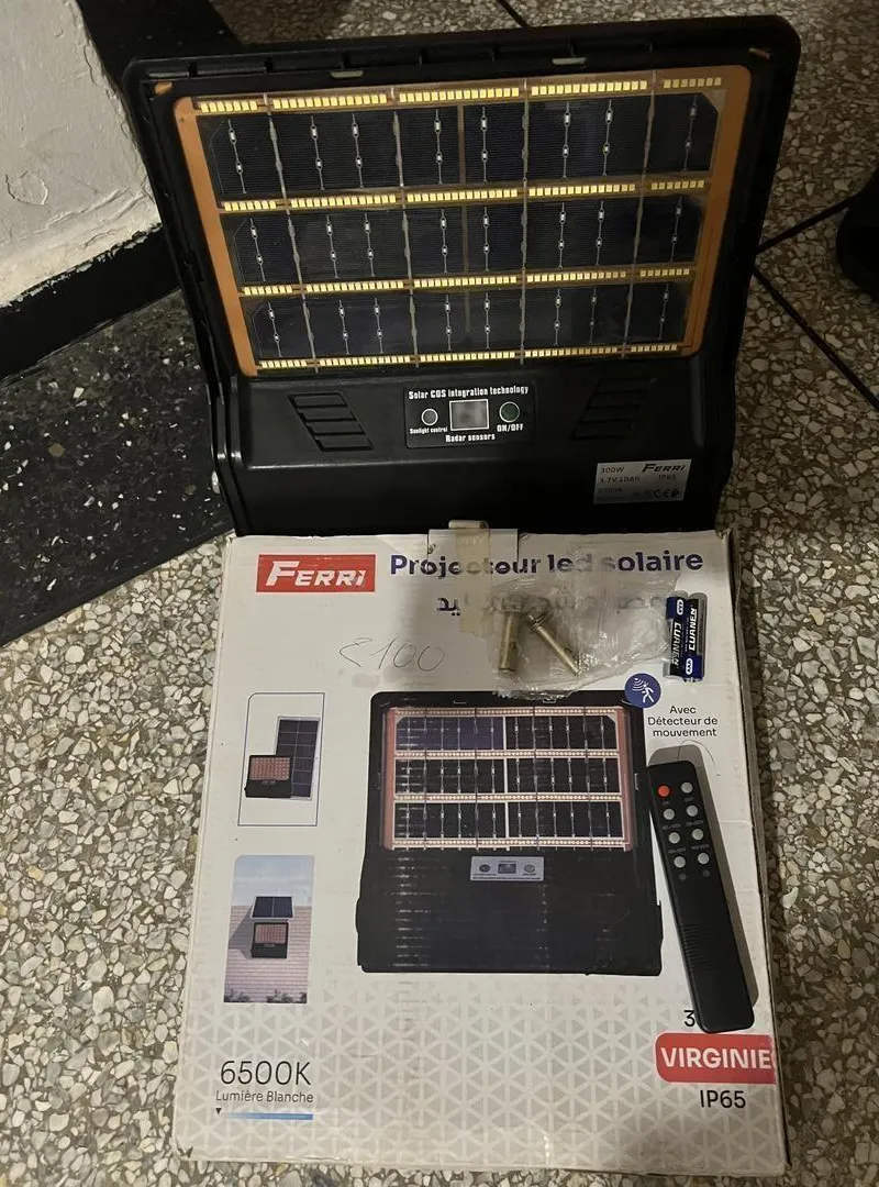 Projecteur énergie solaire à vendre