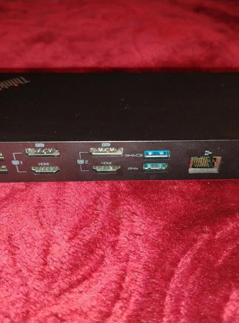 Station d’accueil Lenovo ThinkPad Hybrid