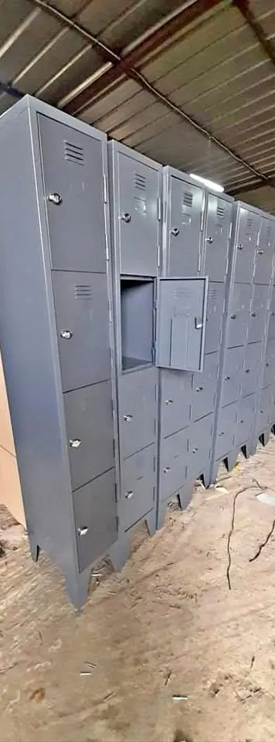 Prix usine vestiaire métalliqueخزانة معدنية/casier