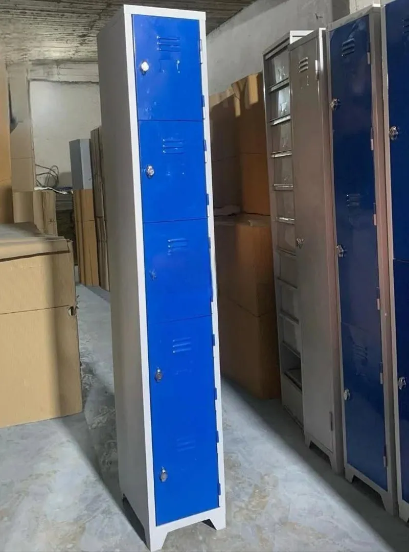 vestiaire/casier monobloc/armoire/rayonnage/lit