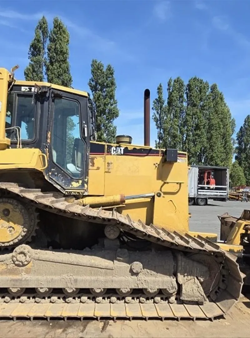 BULLDOZER CATERPILLAR D6M LGP