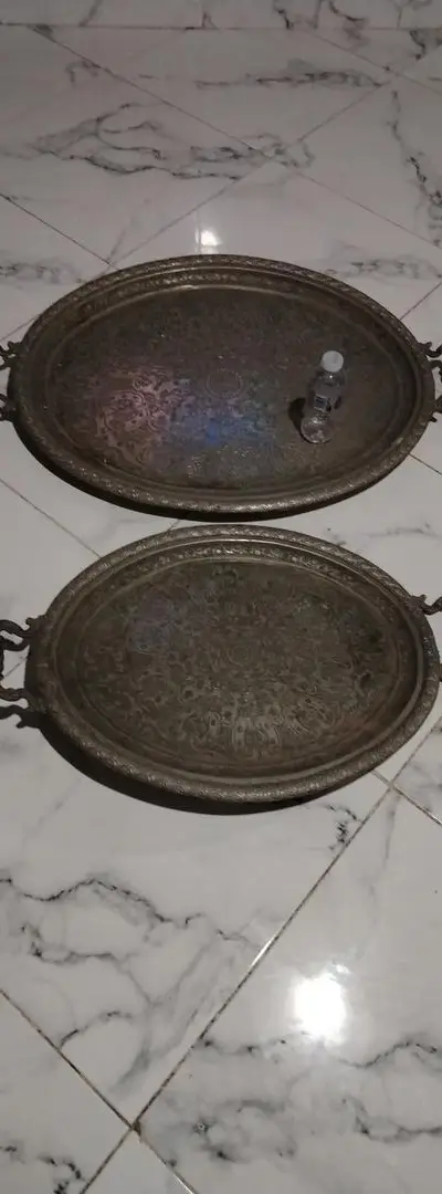 Anciens plateaux de Fès lourds