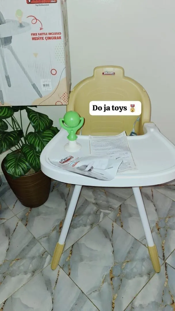 🪑✨ Chaise haute pour bébé