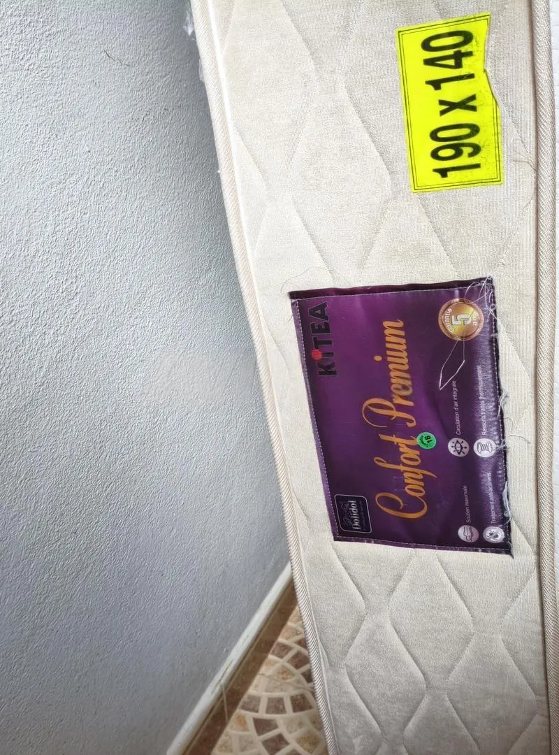 Matelas avec lit