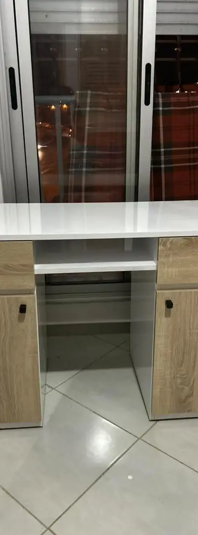 Bureau bois MDF haute qualité