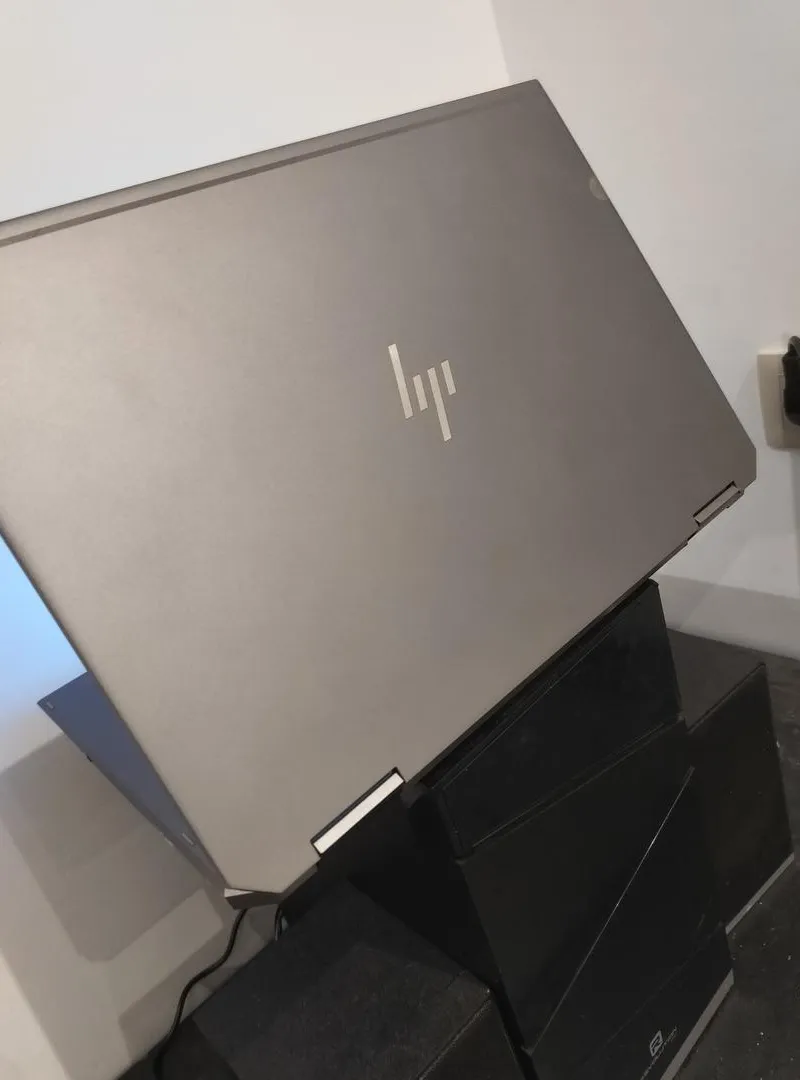 HP ZBook x360 i7 8ème Gén 16/512 2 cartes graphiques
