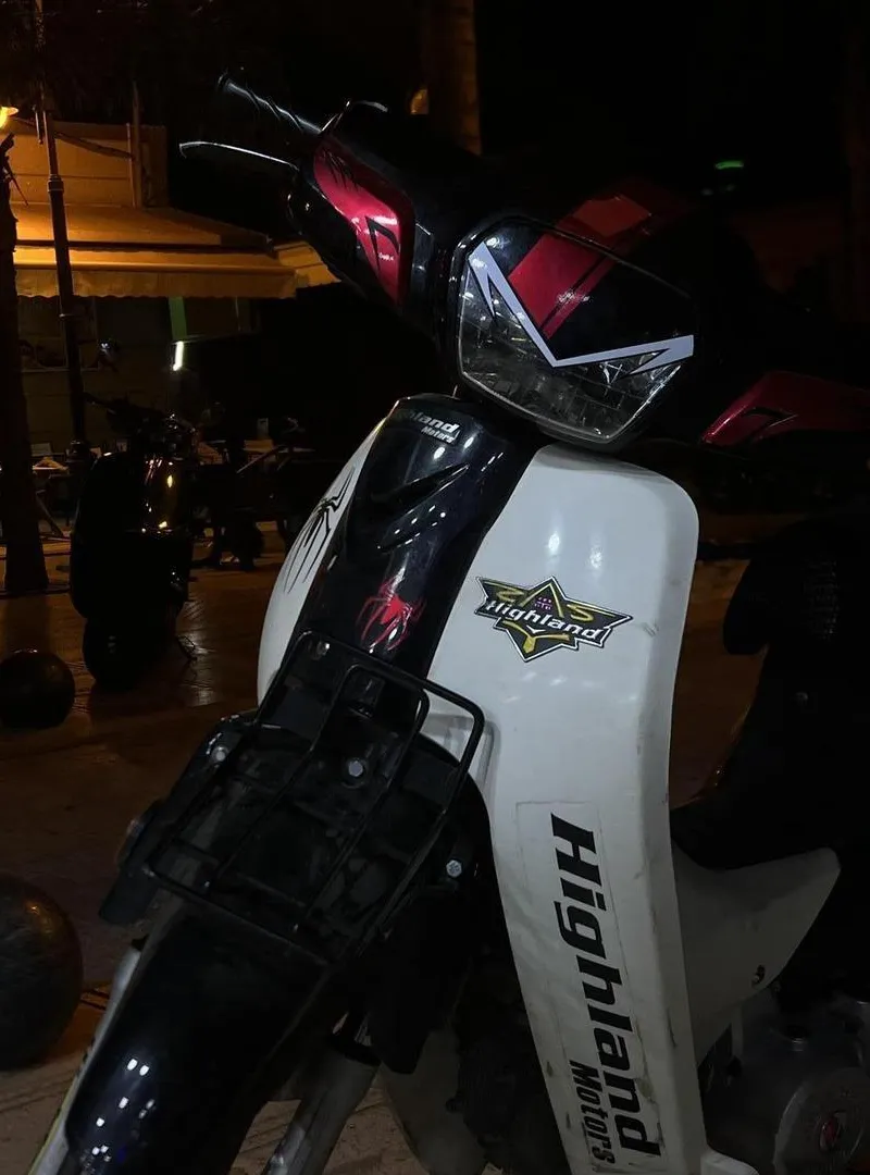 Motos Highland