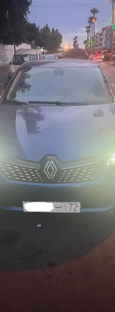 CLIO 5 PREMIÈRE MAIN FULL OPTION 3 ANS GARANTIE TOP PRIX