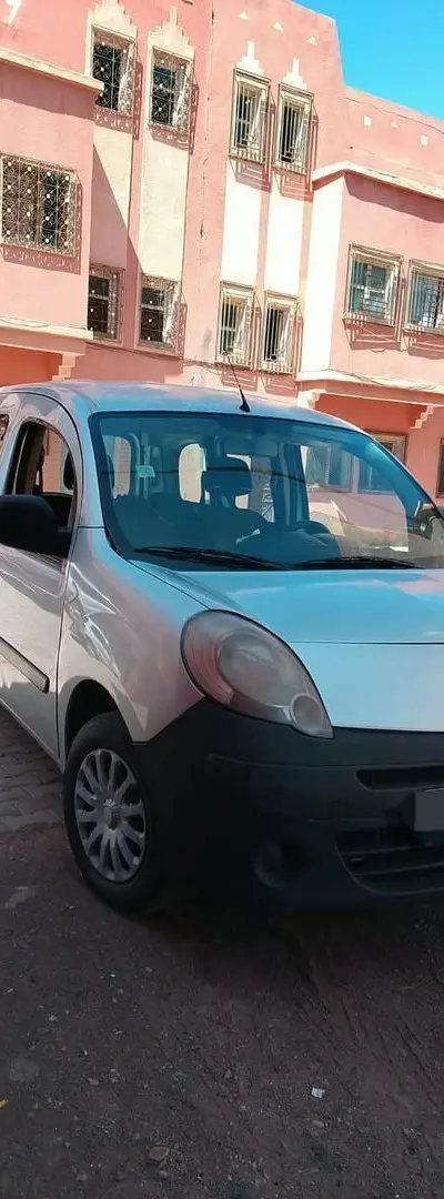 Renault Kangoo Diesel Manuelle 2012 à Ouarzazate