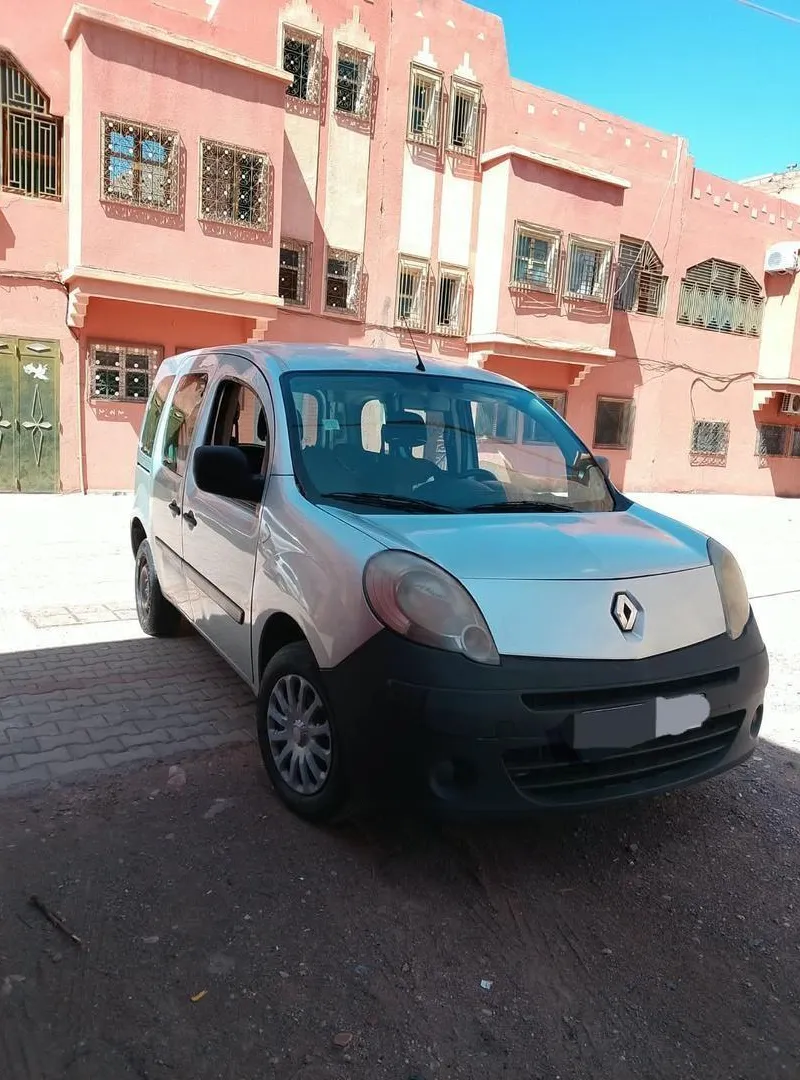 Renault Kangoo Diesel Manuelle 2012 à Ouarzazate