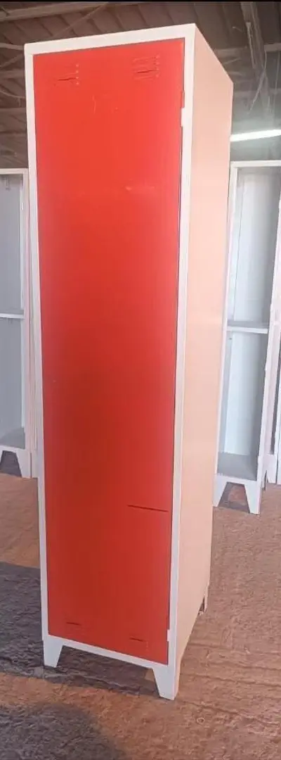 Vestiaire métallique