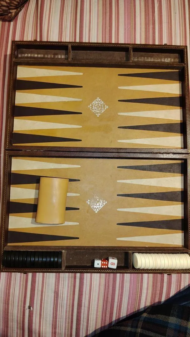 Coffret de jeu de backgammon pliant en bois