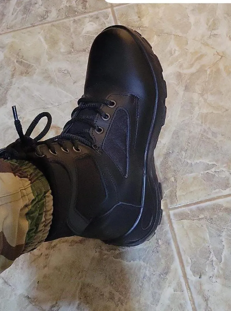 Bottes militaires