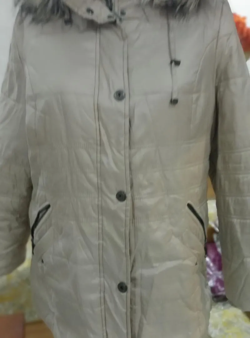 Vestes pour filles portées une seule fois