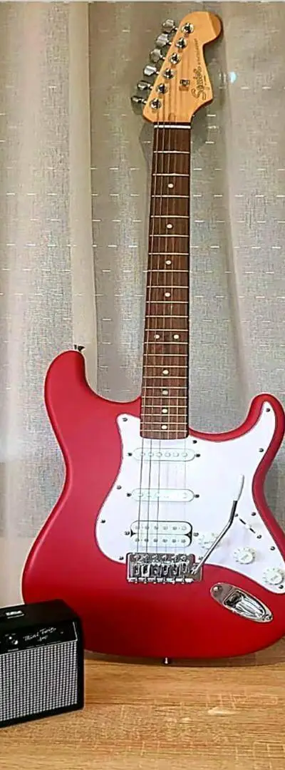 A vendre guitare électrique neuve