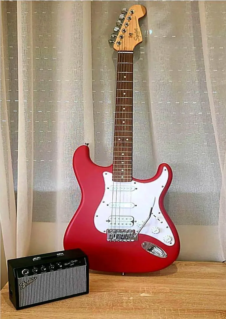 A vendre guitare électrique neuve